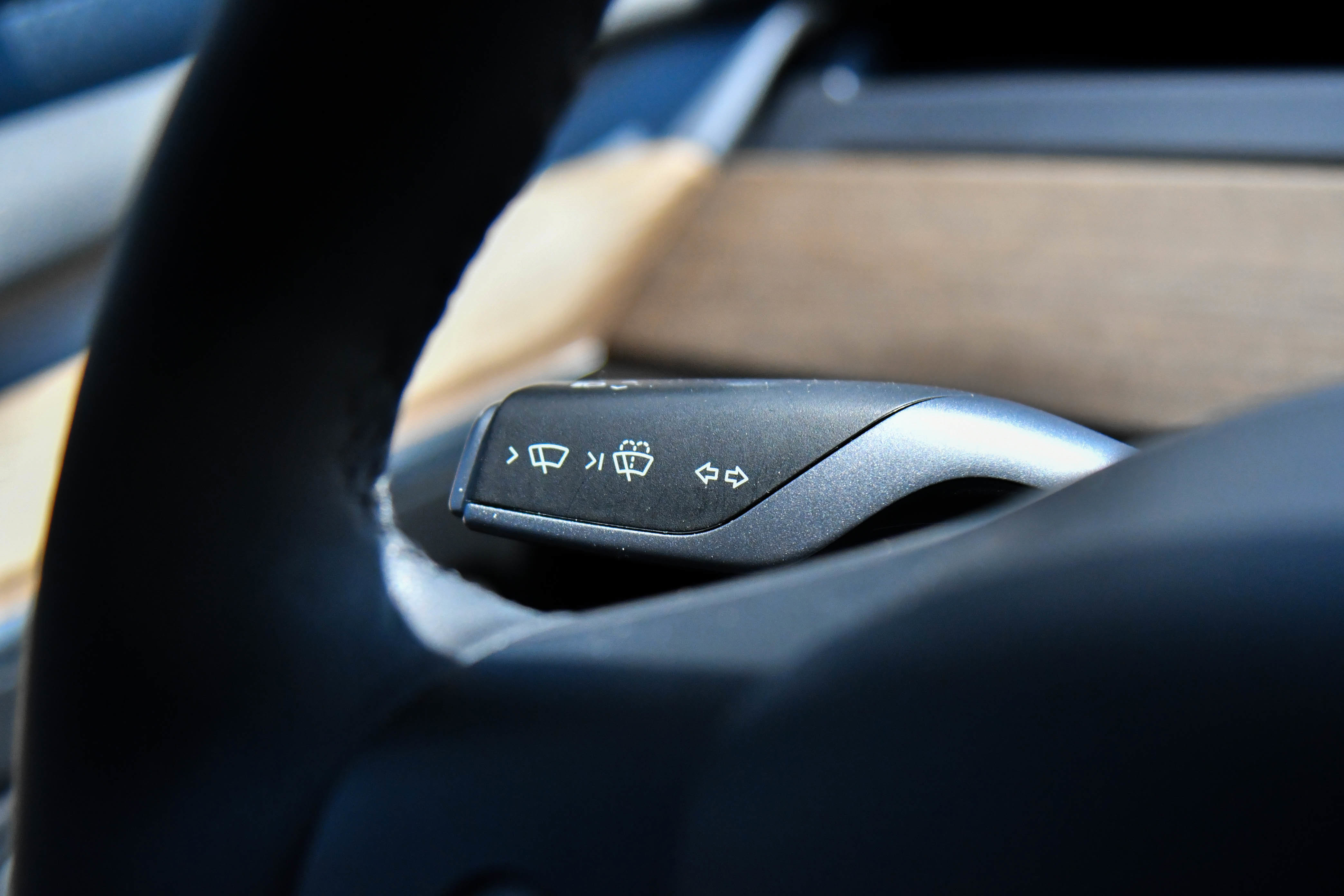 Used 2022 Tesla Model 3 Standard Range image 30