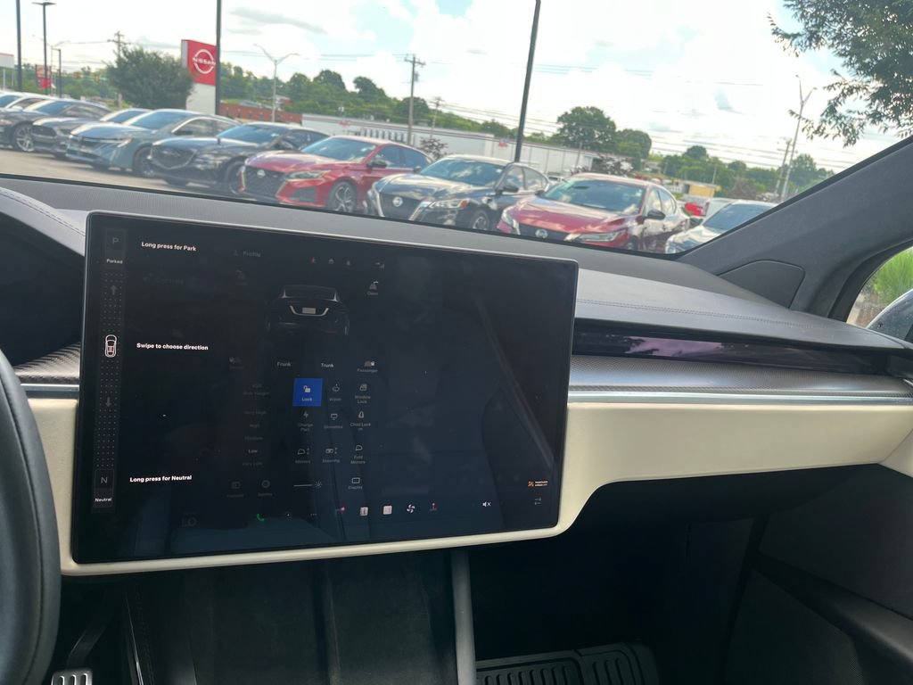 Used 2022 Tesla Model X Plaid AWD/4WD image 17