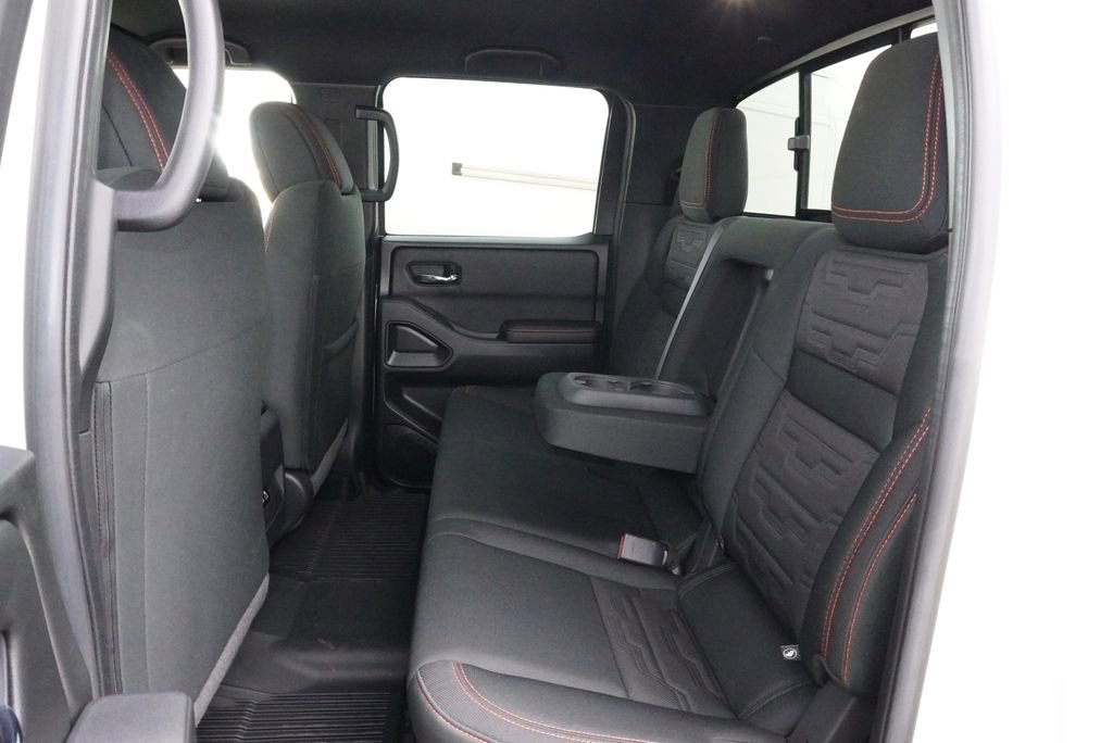 Used 2025 Nissan Frontier PRO-4X AWD/4WD image 27