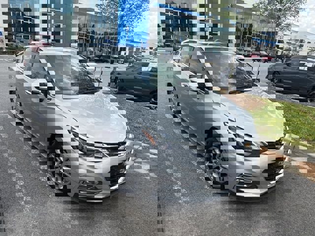 Used 2016 Chevrolet Cruze LT w/ Sun And Sound Package image 8