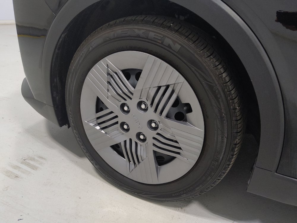 Used 2025 Kia K4 FWD image 31