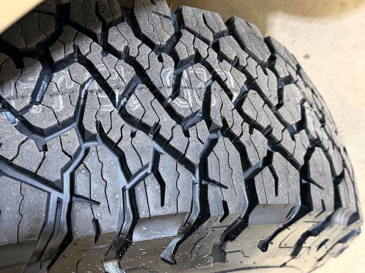 Used 2001 Ford Excursion Limited image 30