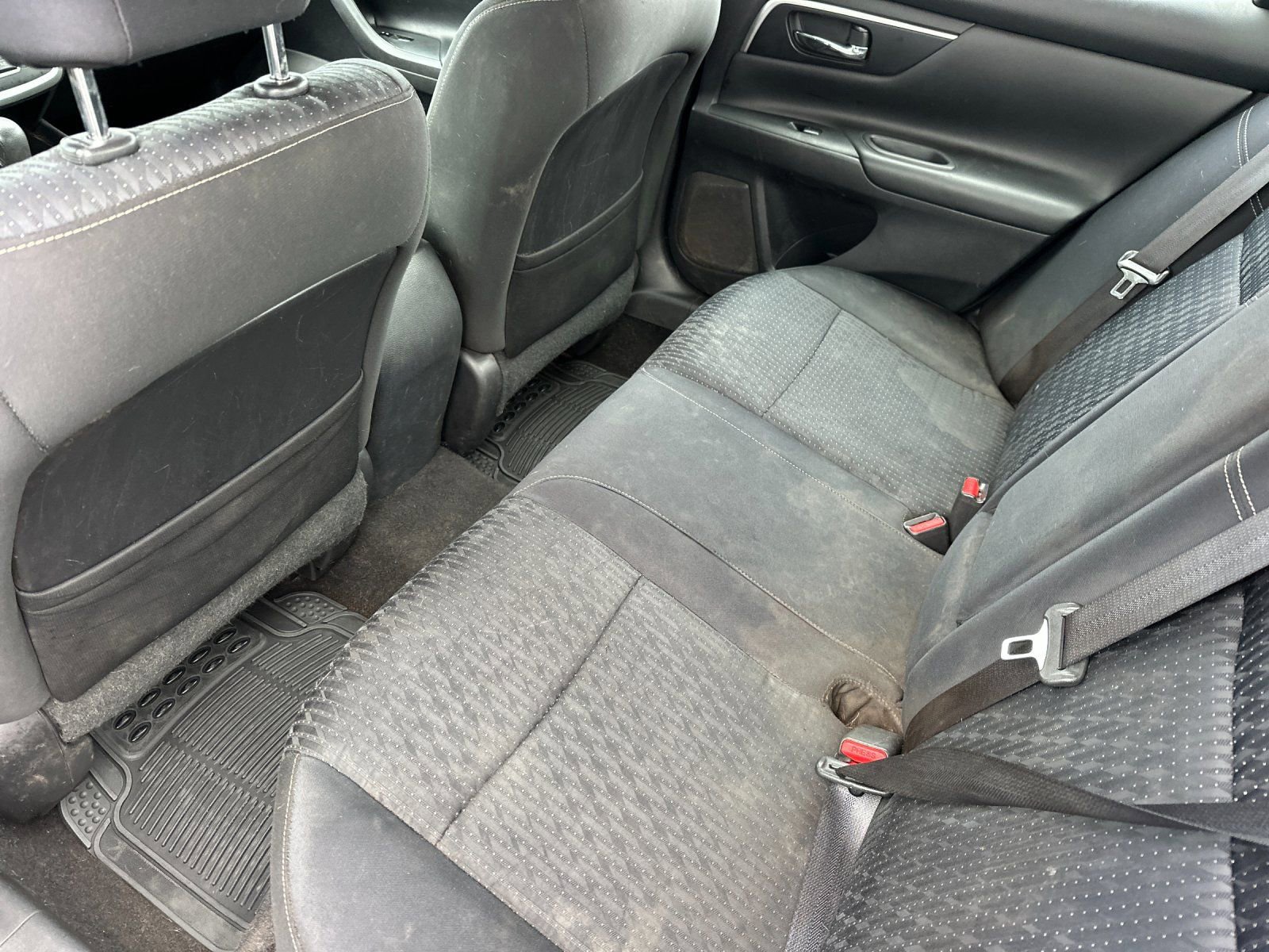 Used 2017 Nissan Altima 2.5 SV image 12