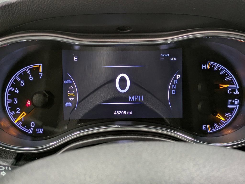 Used 2018 Jeep Grand Cherokee Limited image 17