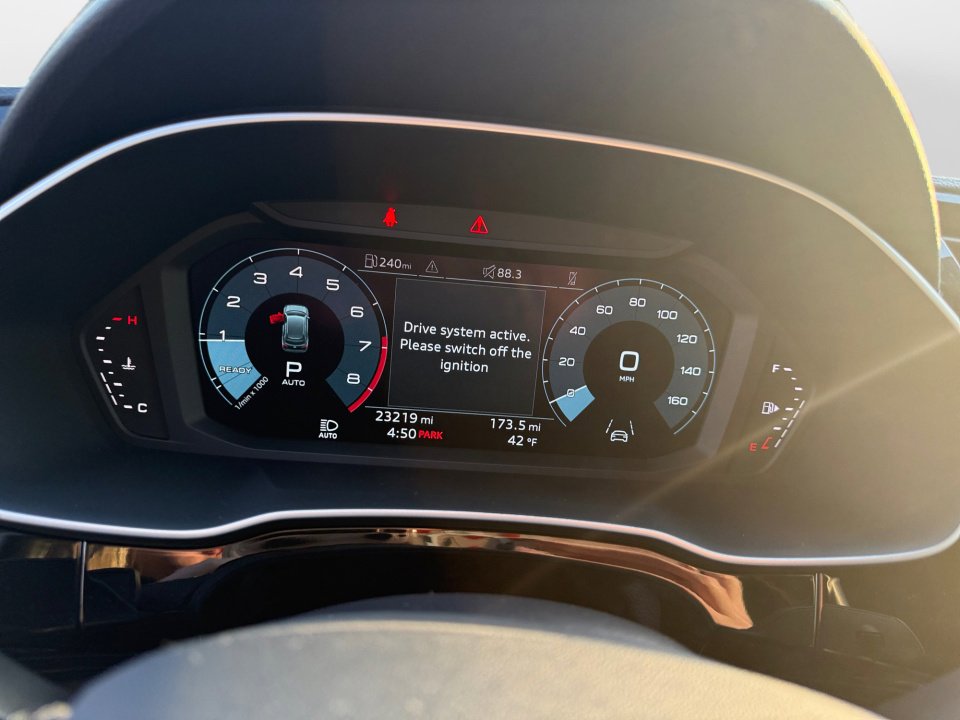 Certified 2024 Audi Q3 2.0T Premium Plus w/ Premium Plus Package image 11