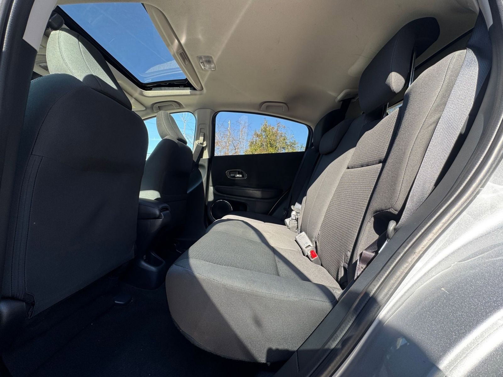 Used 2022 Honda HR-V EX image 22