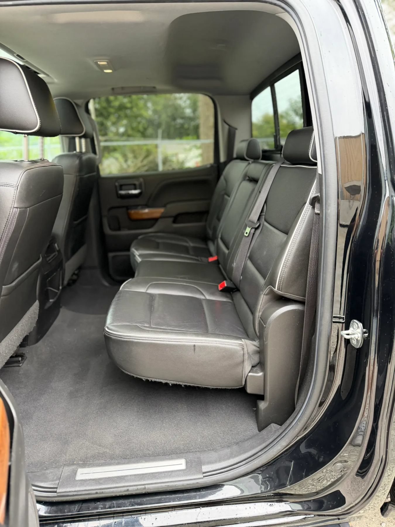 Used 2018 Chevrolet Silverado 1500 High Country AWD/4WD image 12