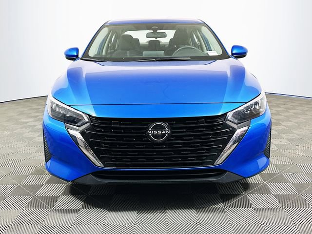 Used 2024 Nissan Sentra SV image 3