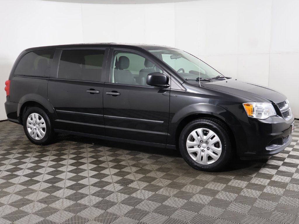 Used 2016 Dodge Grand Caravan American Value Package image 9