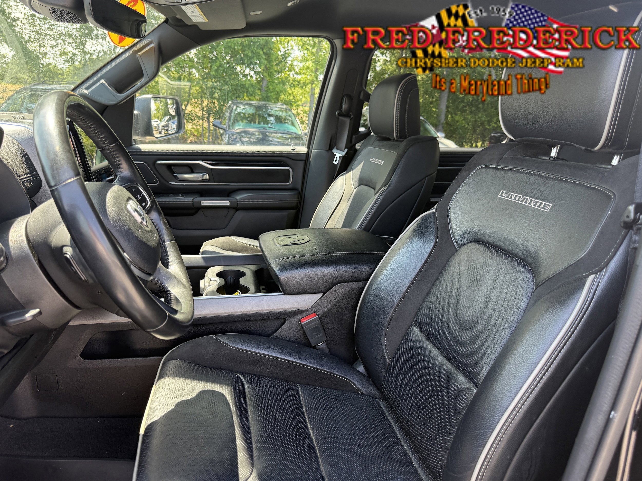 Used 2022 RAM 1500 Laramie AWD/4WD image 15