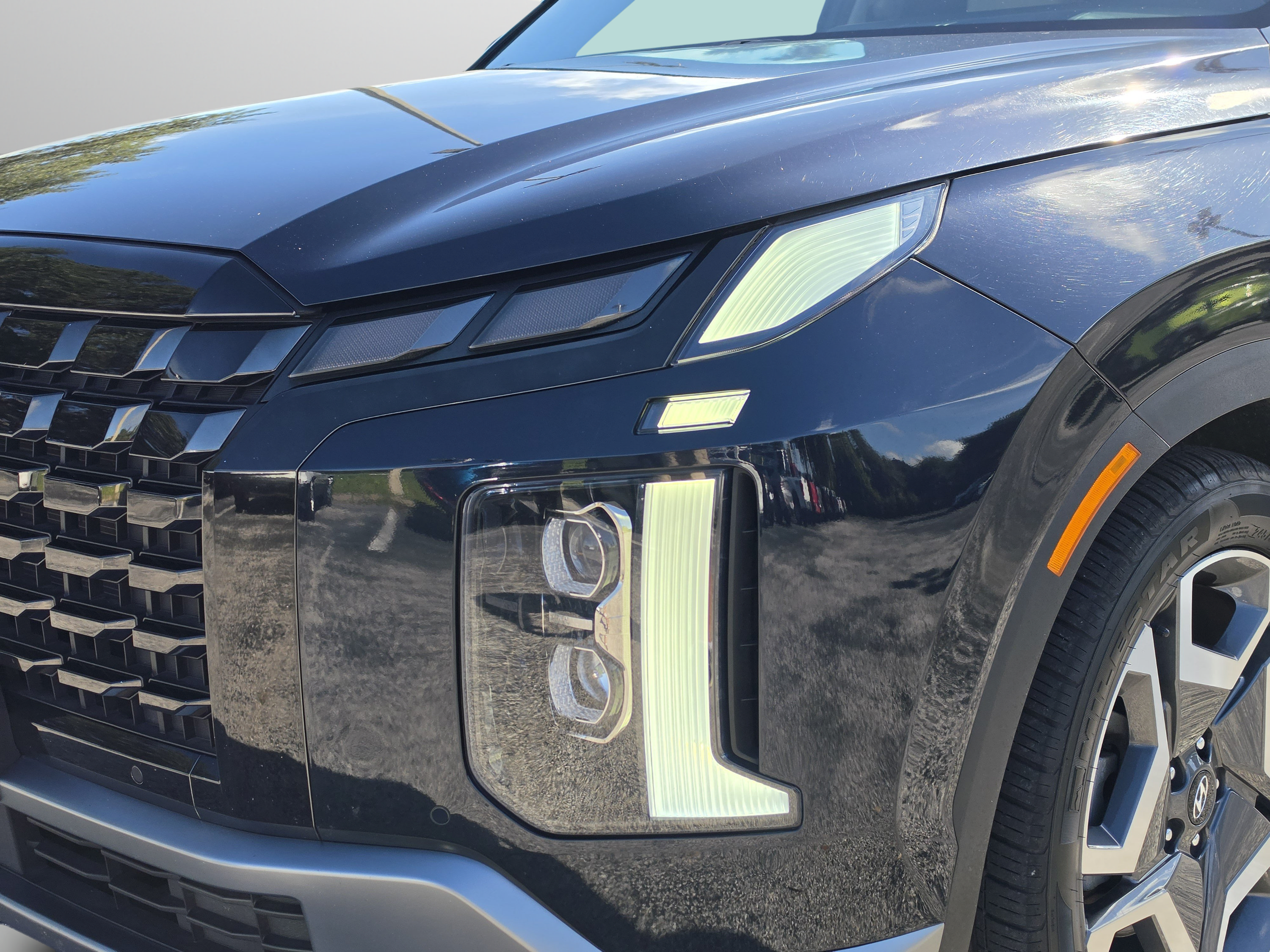 Used 2024 Hyundai Palisade Limited AWD/4WD image 13