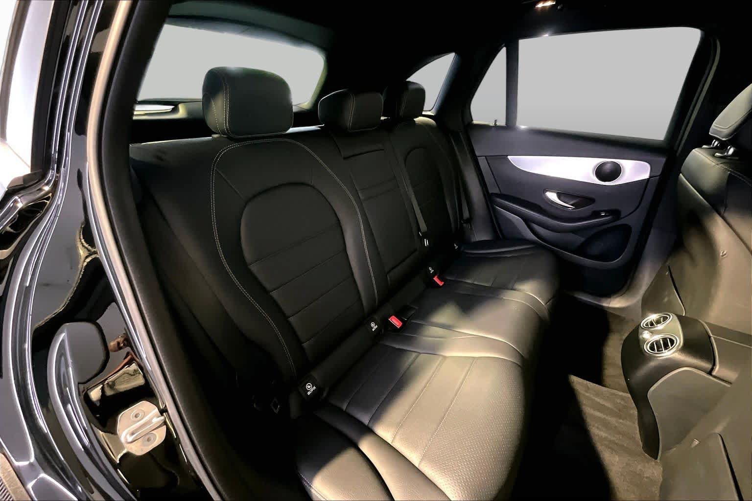 Used 2020 Mercedes-Benz GLC 300 4MATIC image 20