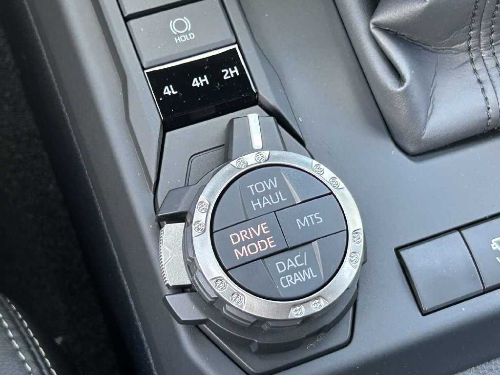 New 2026 Toyota 4Runner TRD Off-Road Premium AWD/4WD image 24