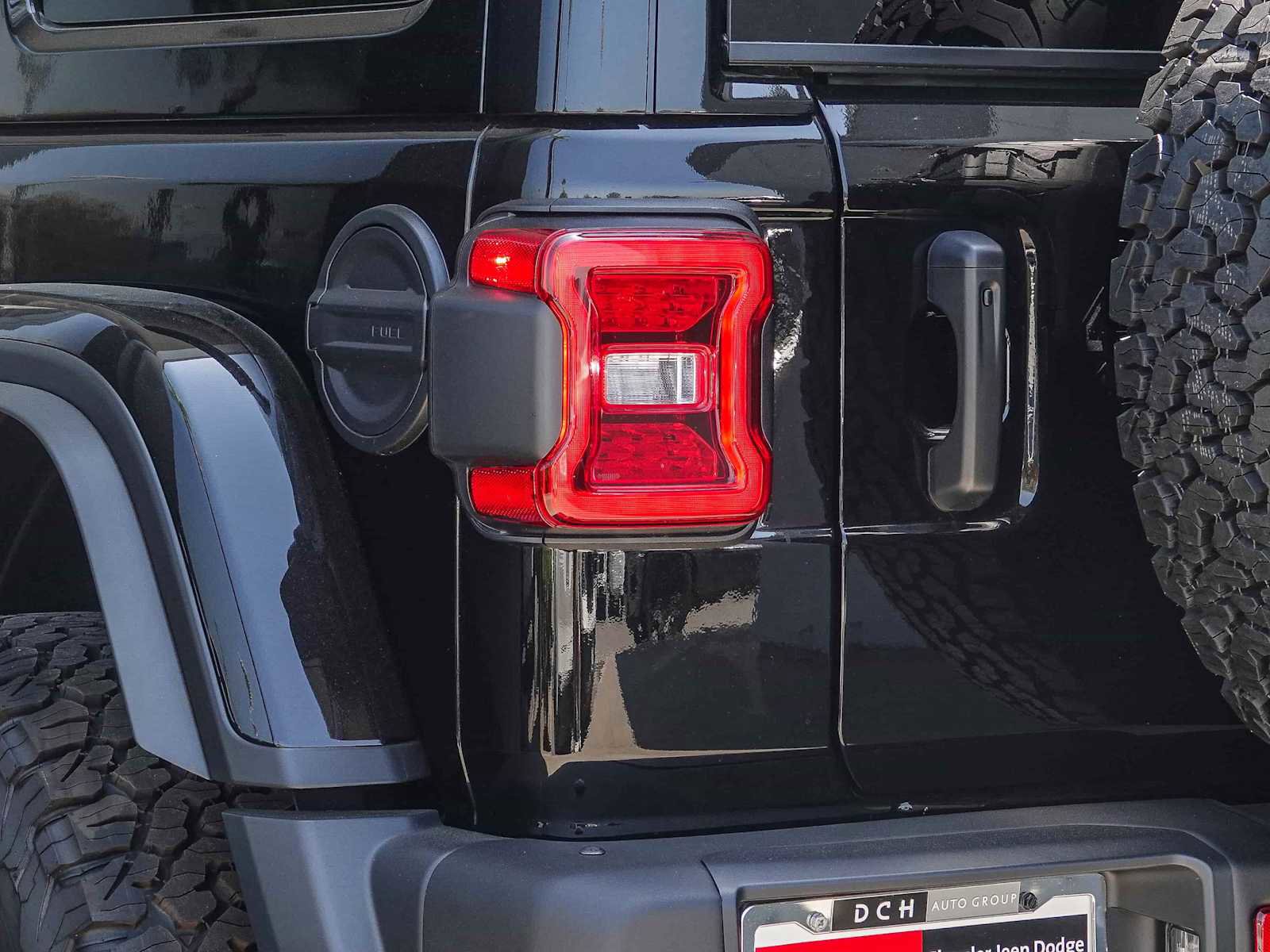 New 2025 Jeep Wrangler Unlimited Rubicon 392 image 7