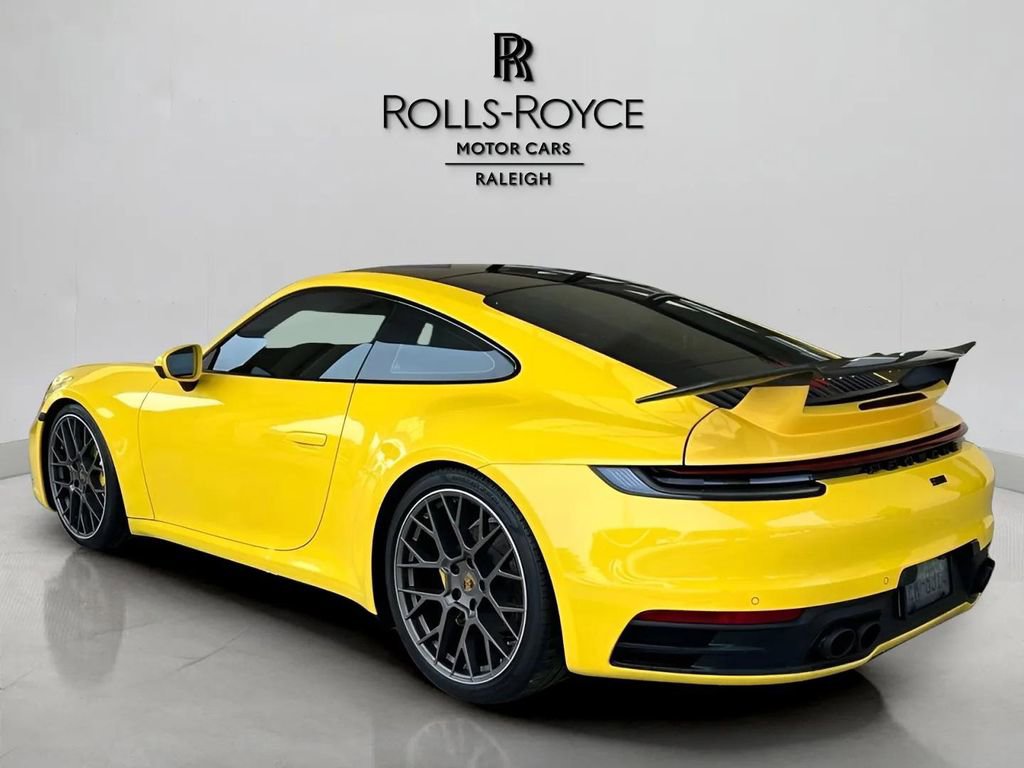 Used 2022 Porsche 911 Carrera RWD image 7