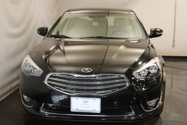 Used 2016 Kia Cadenza Premium image 3