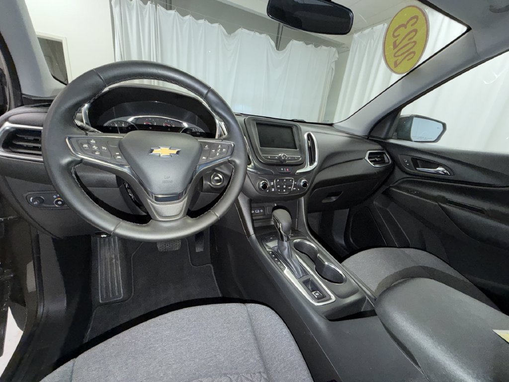 Used 2023 Chevrolet Equinox LT AWD/4WD image 13