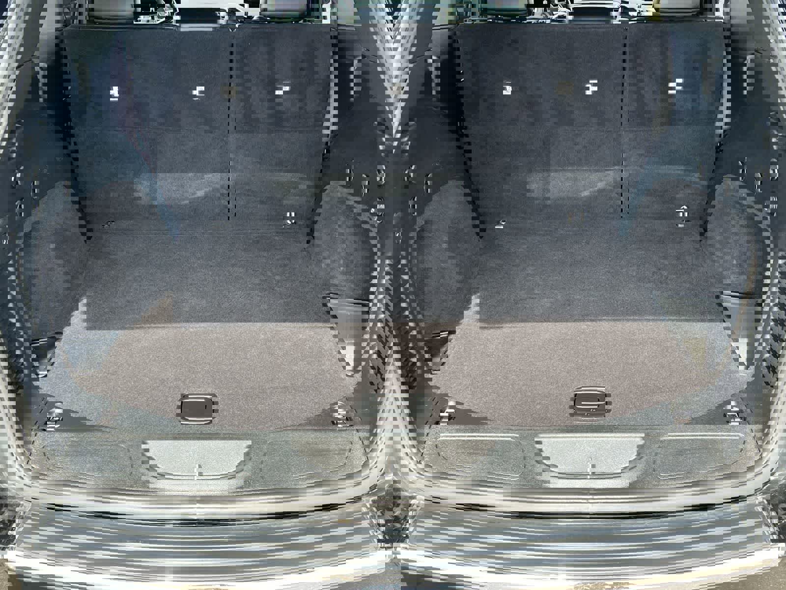 Used 2020 Jeep Grand Cherokee Limited w/ Premium Lighting Group image 32