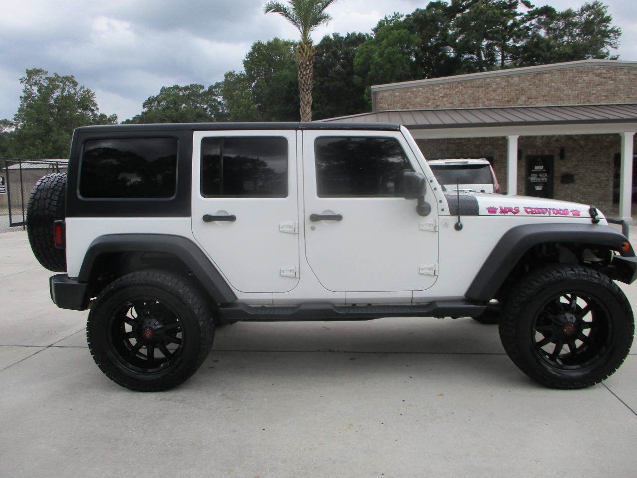 Used 2016 Jeep Wrangler Unlimited Sport w/ Quick Order Package 24S AWD/4WD image 9