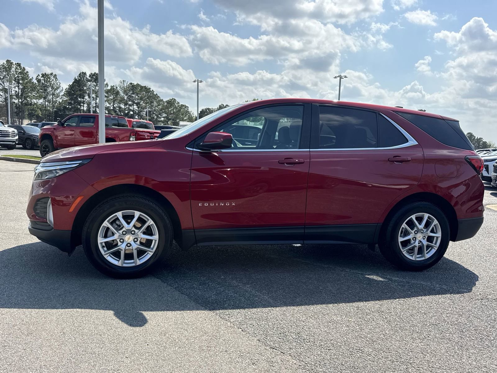 Used 2024 Chevrolet Equinox LT FWD image 7