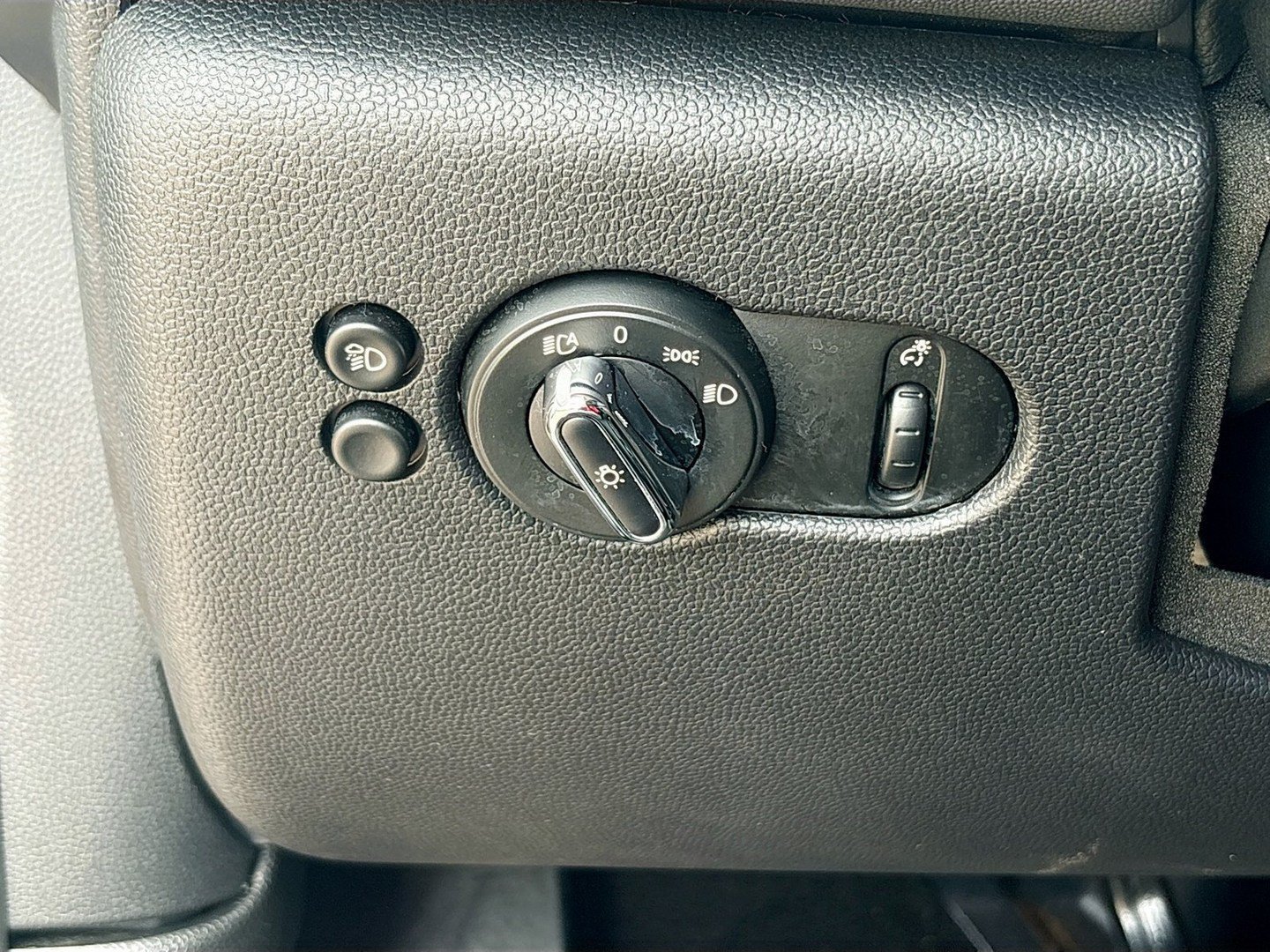 Used 2024 MINI Cooper S FWD image 10