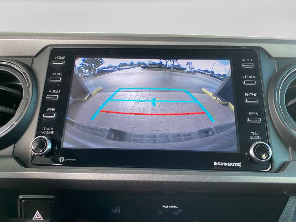 Used 2020 Toyota Tacoma SR5 RWD image 15