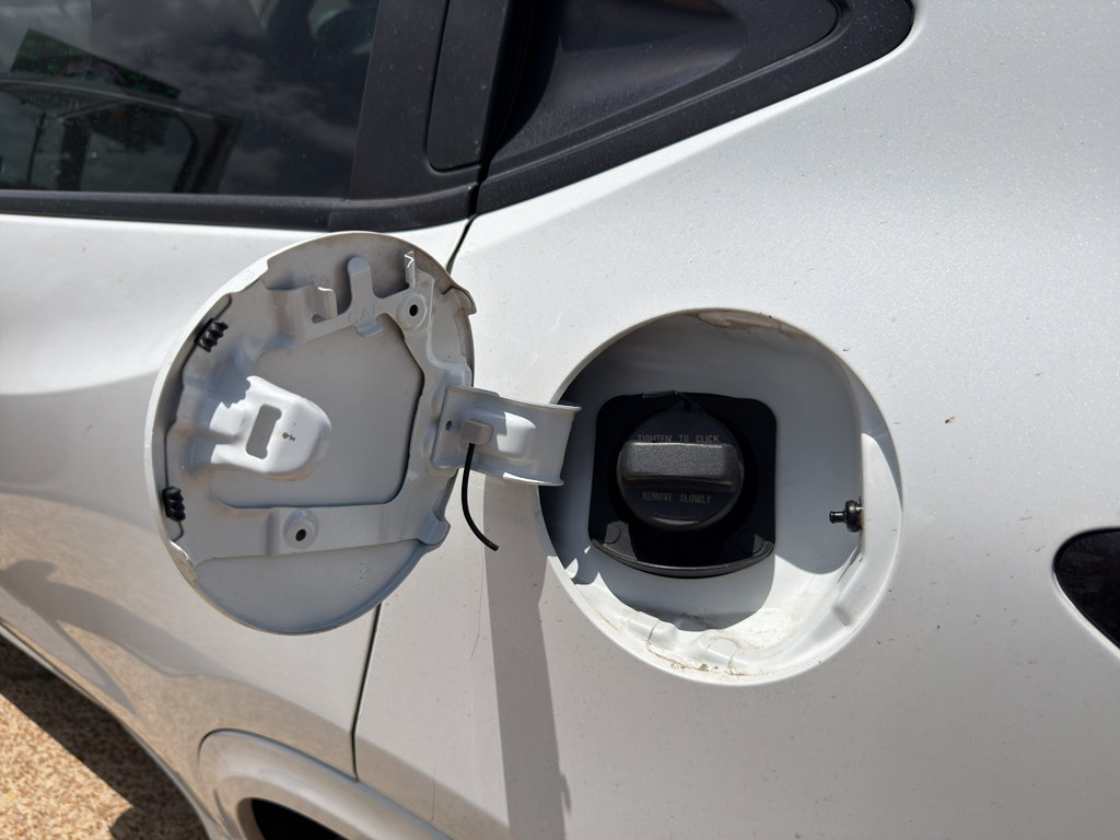 Used 2020 Honda HR-V Touring image 14