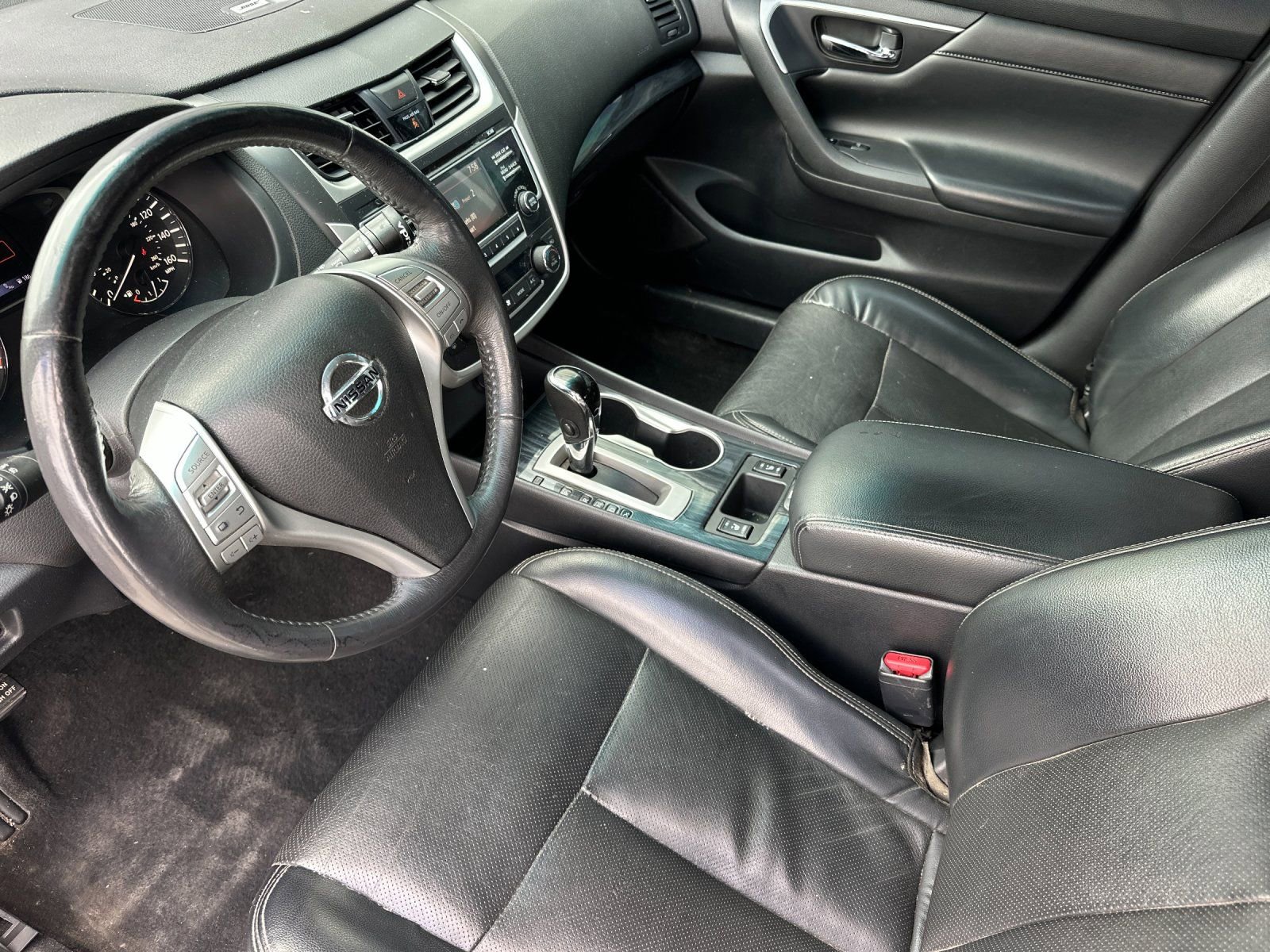 Used 2017 Nissan Altima 2.5 SL FWD image 9