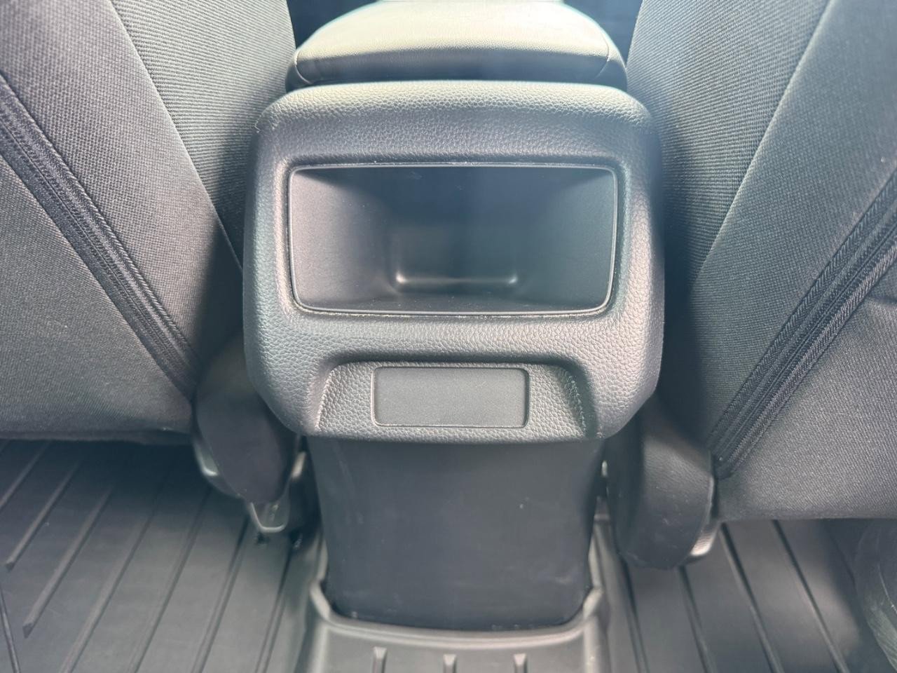 Used 2024 Honda HR-V LX image 19
