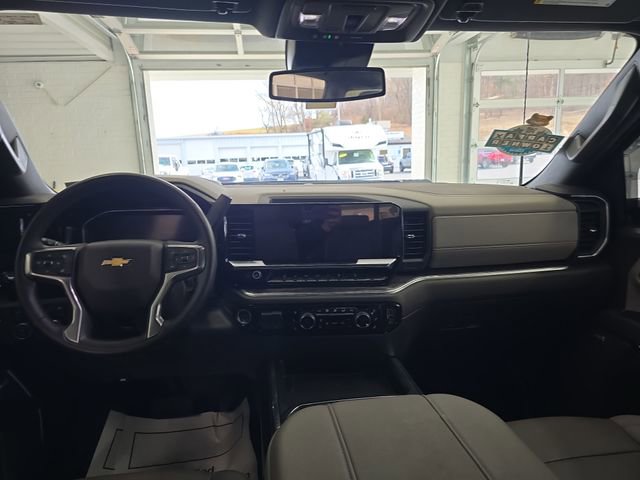Certified 2024 Chevrolet Silverado 2500 LTZ w/ LTZ Convenience Package image 11