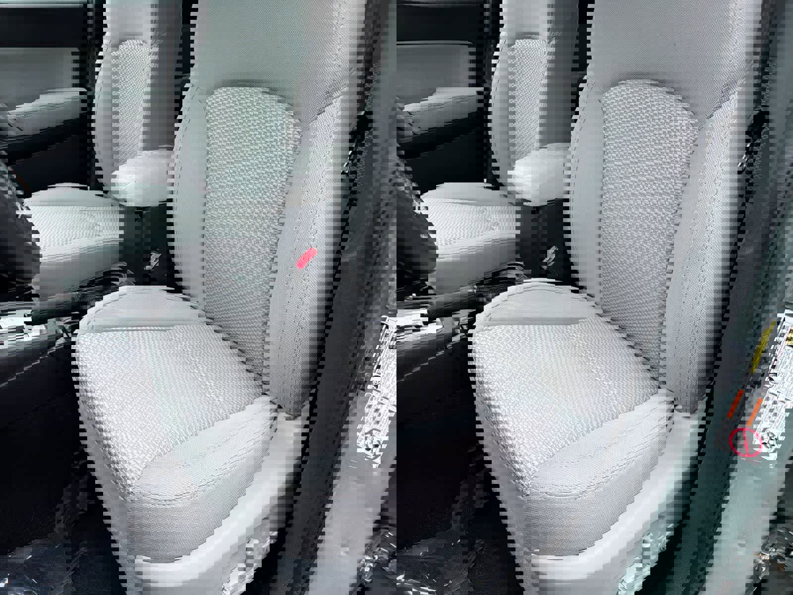 Used 2014 Subaru Forester 2.5i Premium w/ All-Weather Package image 17