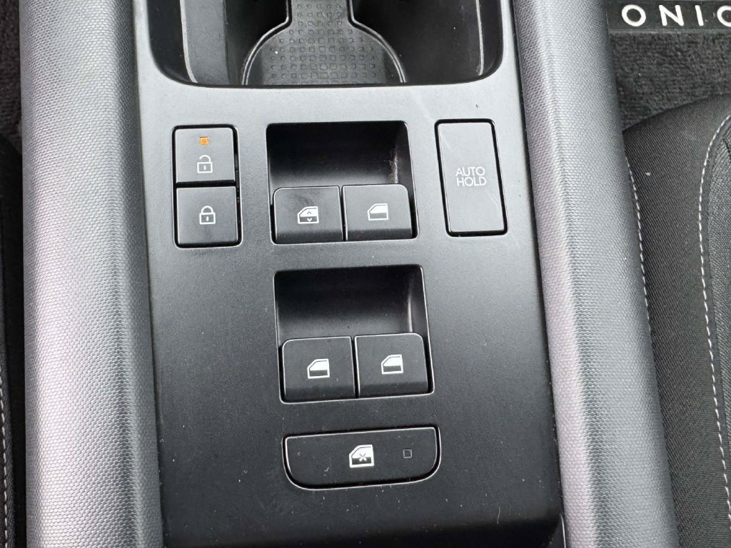 Used 2023 Hyundai Ioniq 6 SE AWD/4WD image 30