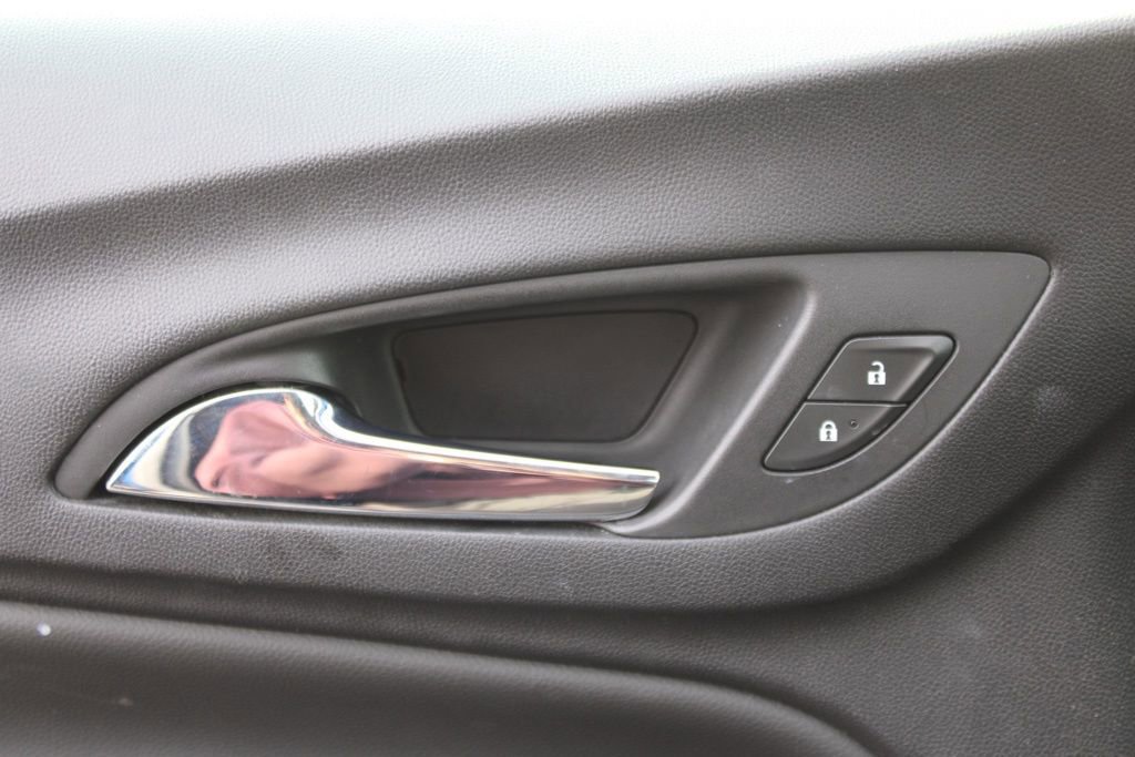 Used 2022 Chevrolet Equinox LT FWD image 17