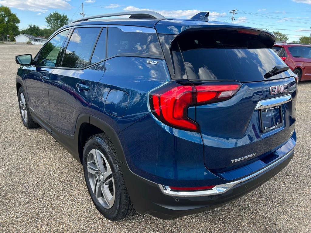 Used 2021 GMC Terrain SLT FWD image 3
