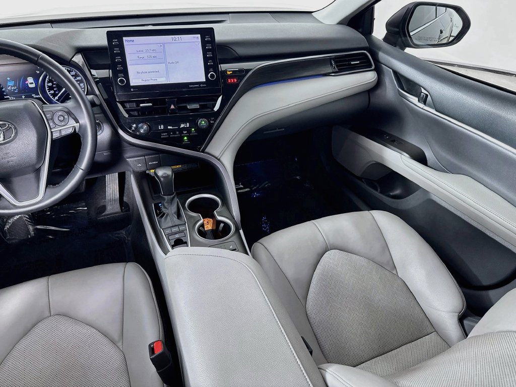 Used 2021 Toyota Camry XLE FWD image 27