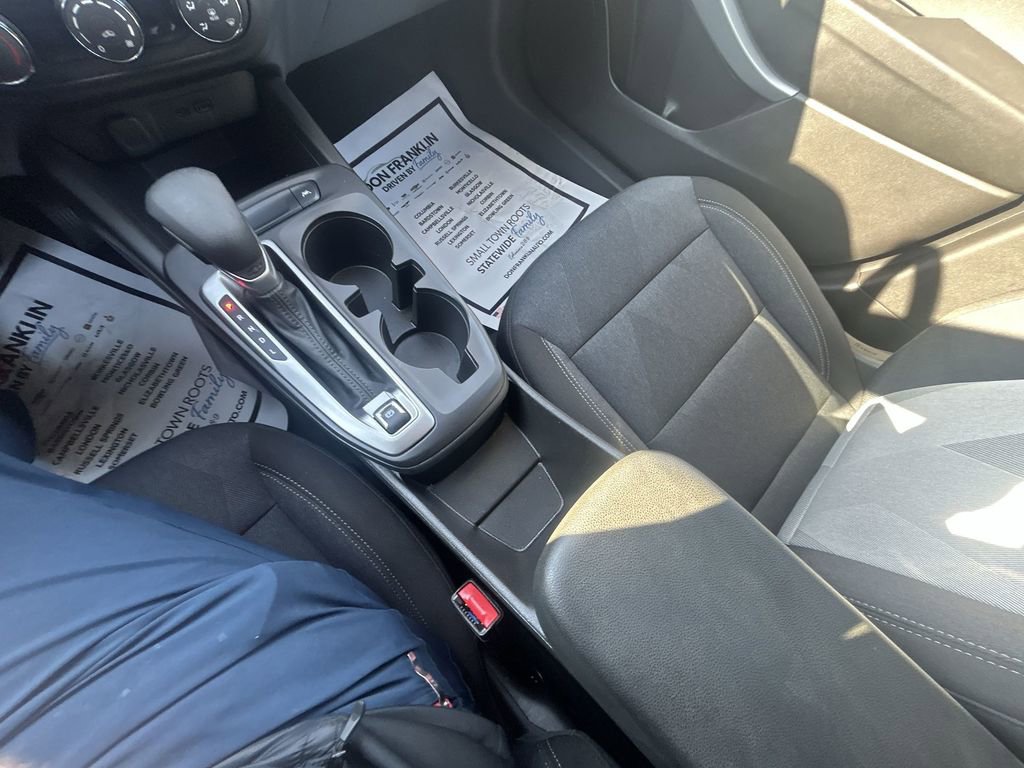 Used 2025 Chevrolet Trax LS image 26