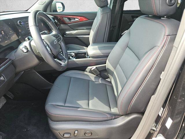 Used 2026 Chevrolet Traverse Z71 w/ Enhanced Driving Package AWD/4WD image 17