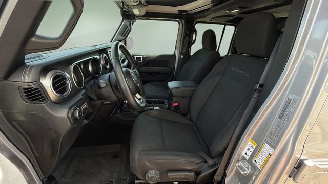 Used 2018 Jeep Wrangler Unlimited Sahara image 19