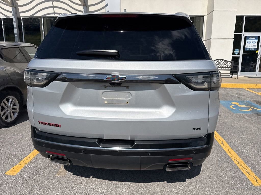 Used 2019 Chevrolet Traverse Premier w/ Redline Edition AWD/4WD image 7