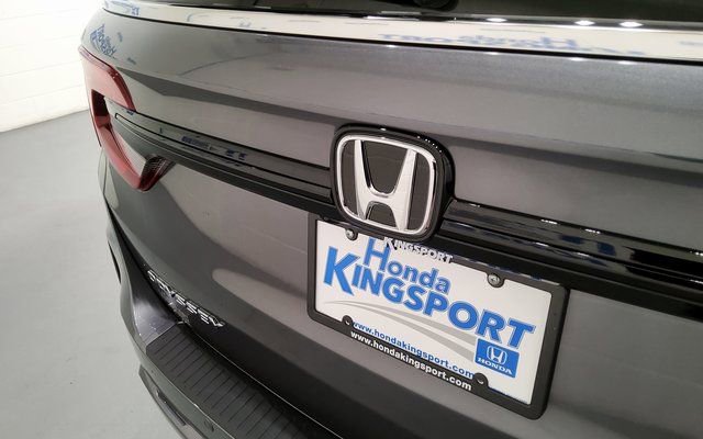 Used 2025 Honda Odyssey Elite image 38