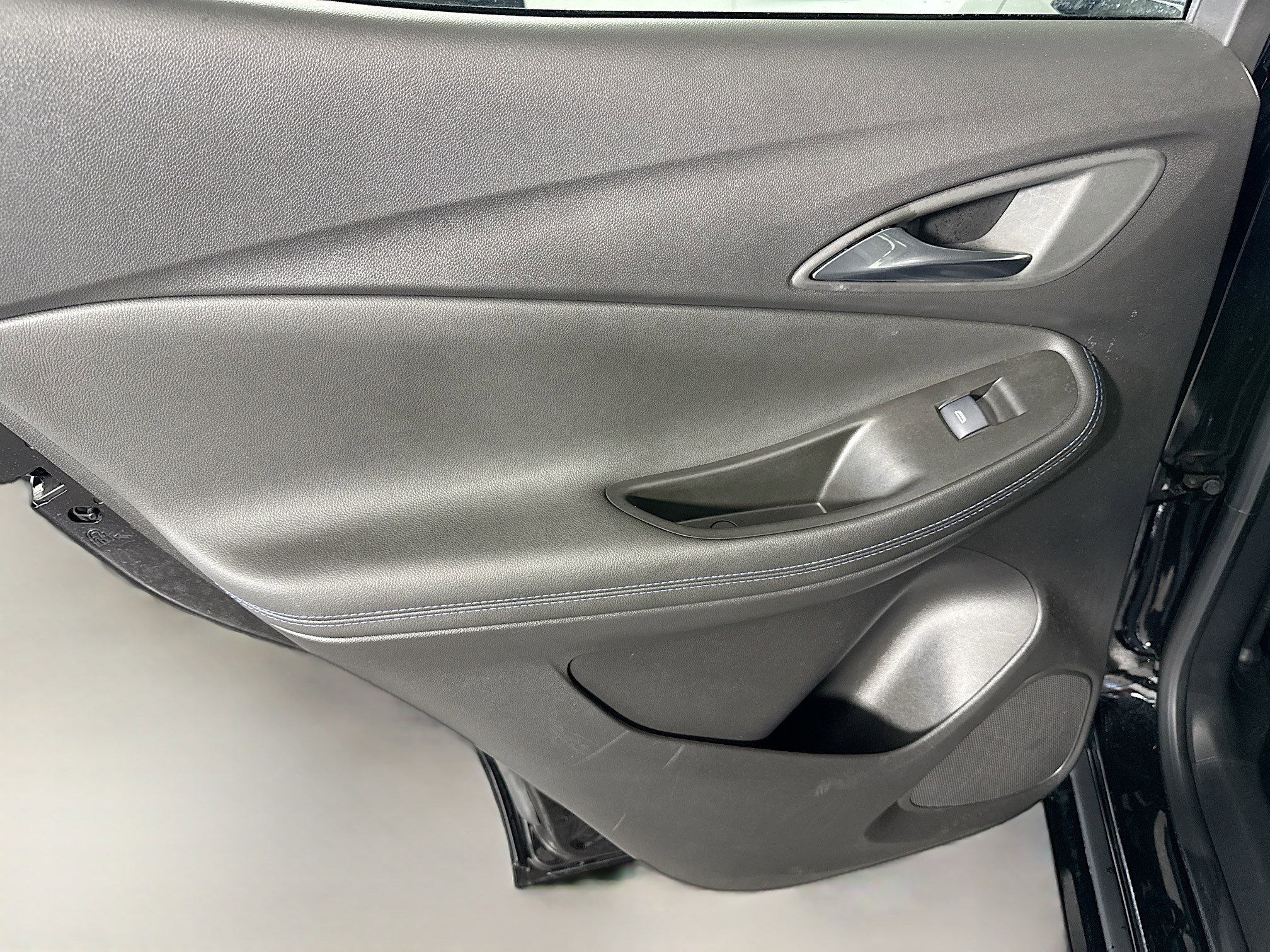 Used 2026 Buick Encore GX Sport Touring w/ Comfort Package image 26