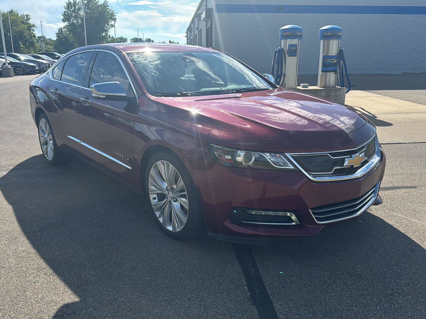 Used 2017 Chevrolet Impala Premier w/ Enhanced Convenience Package FWD image 7