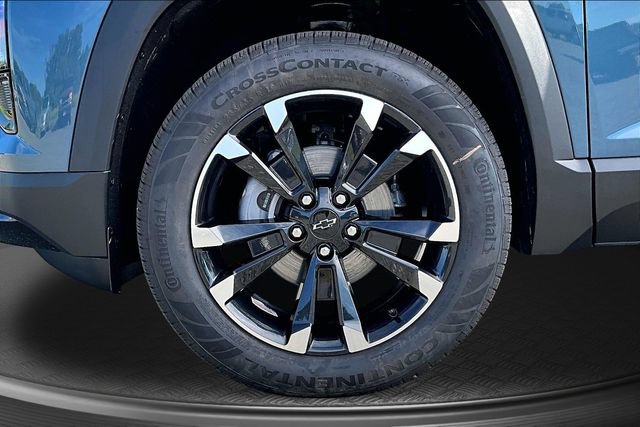 New 2026 Chevrolet Equinox RS w/ Convenience Package III FWD image 12