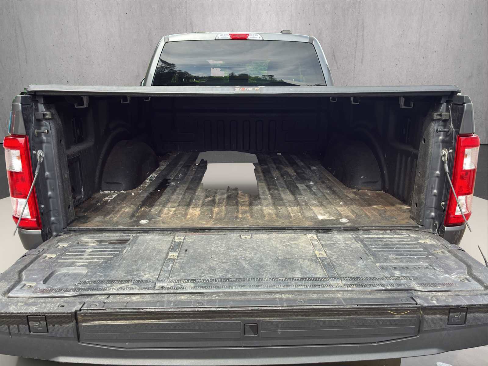 Used 2022 Ford F150 XL w/ STX Appearance Package image 21