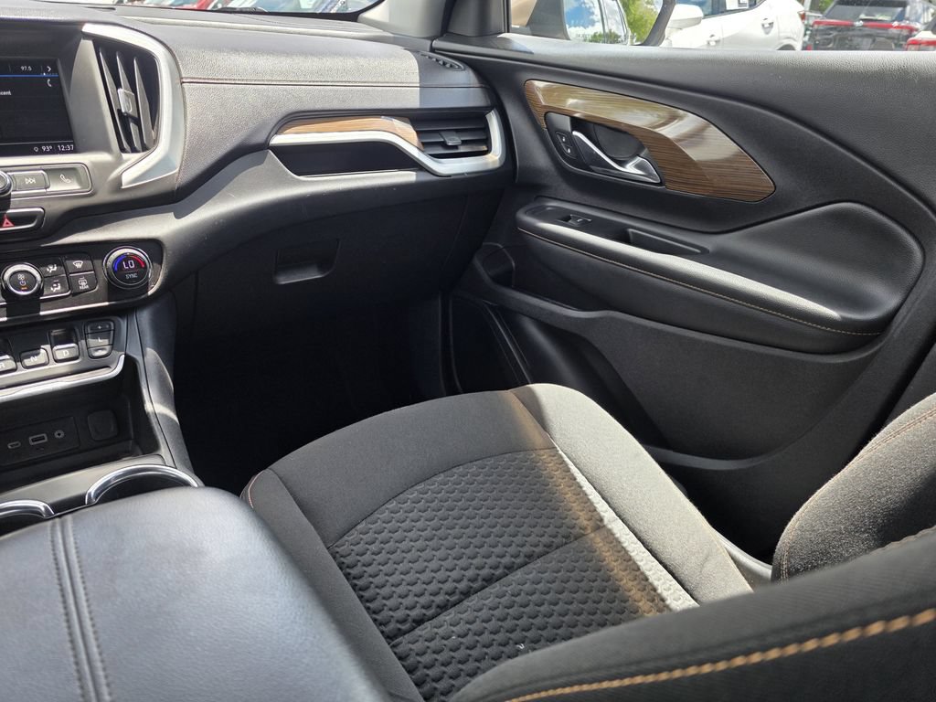 Used 2018 GMC Terrain SLE w/ Driver Convenience Package FWD image 15