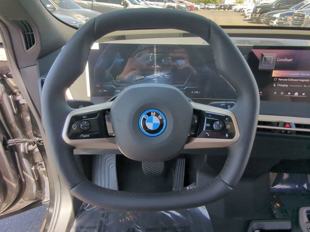 Used 2025 BMW iX xDrive50 image 20