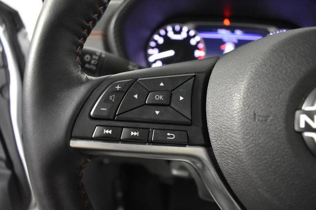 Certified 2025 Nissan Sentra SR w/ SR Premium Package FWD image 17