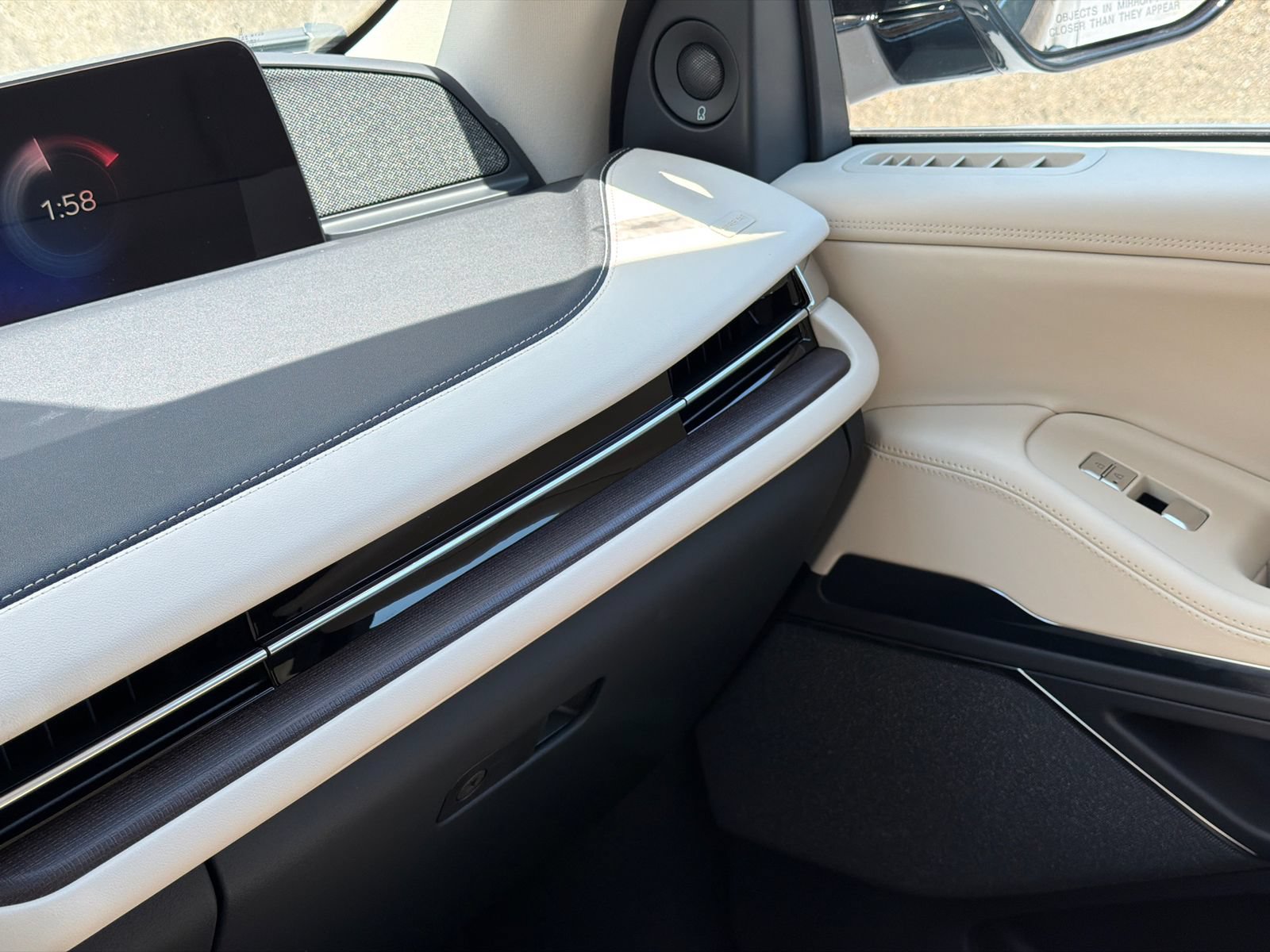 New 2027 Lincoln Navigator Reserve AWD/4WD image 33