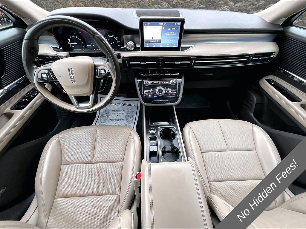 Used 2021 Lincoln Corsair AWD w/ Premium Package image 12
