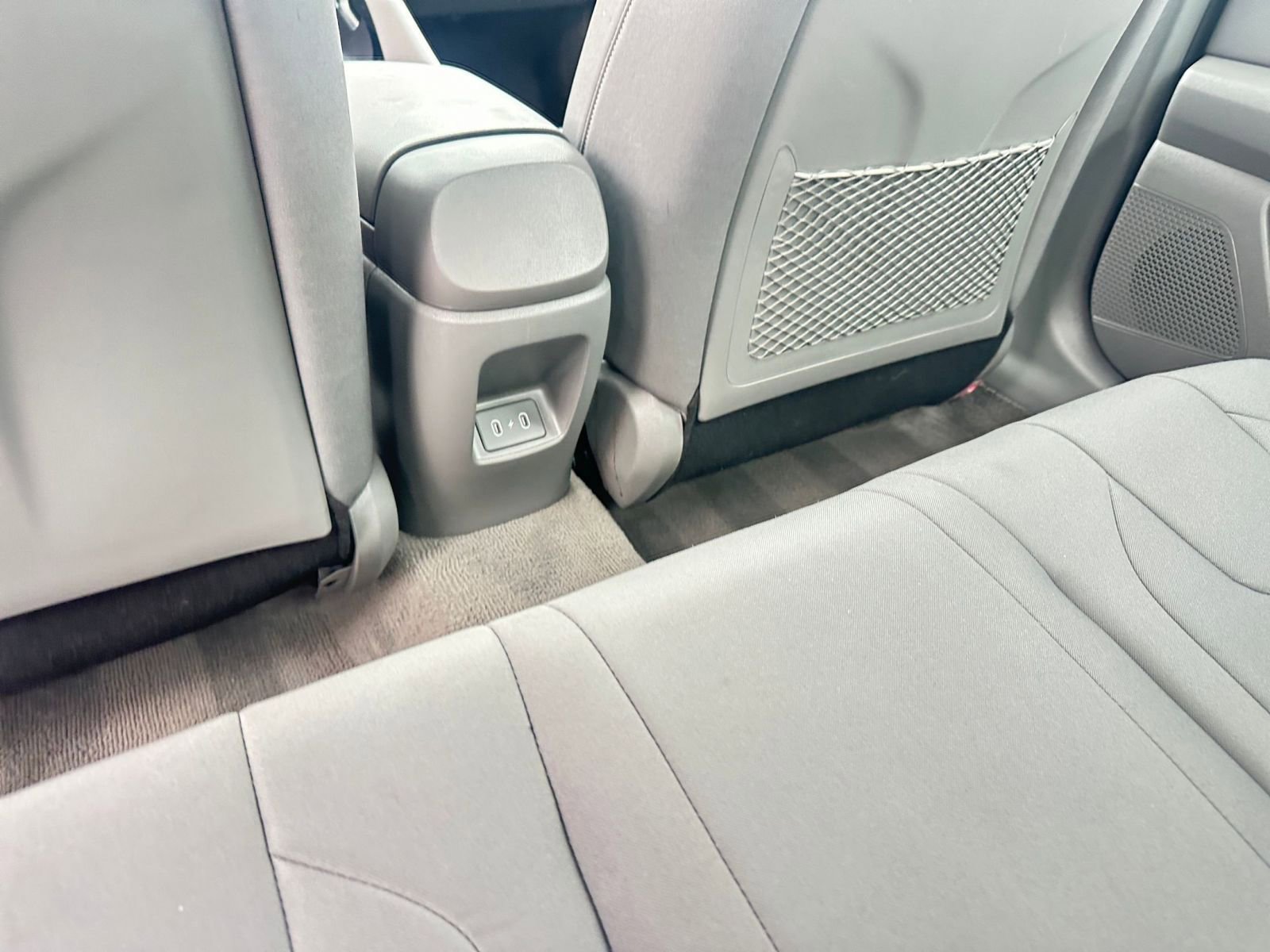 Used 2025 Hyundai Elantra SEL image 25